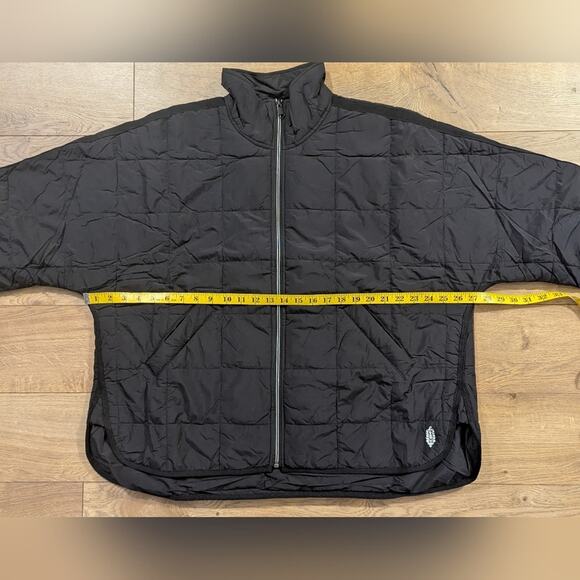 NWT FP Movement x Hatch Pippa Packable Puffer size medium - Picture 6 of 9